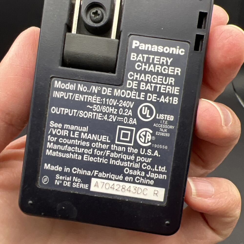 Panasonic LUMIX DMC-FX12 7.2MP Digital Camera Black Memory Card Battery READ - Picture 9 of 14